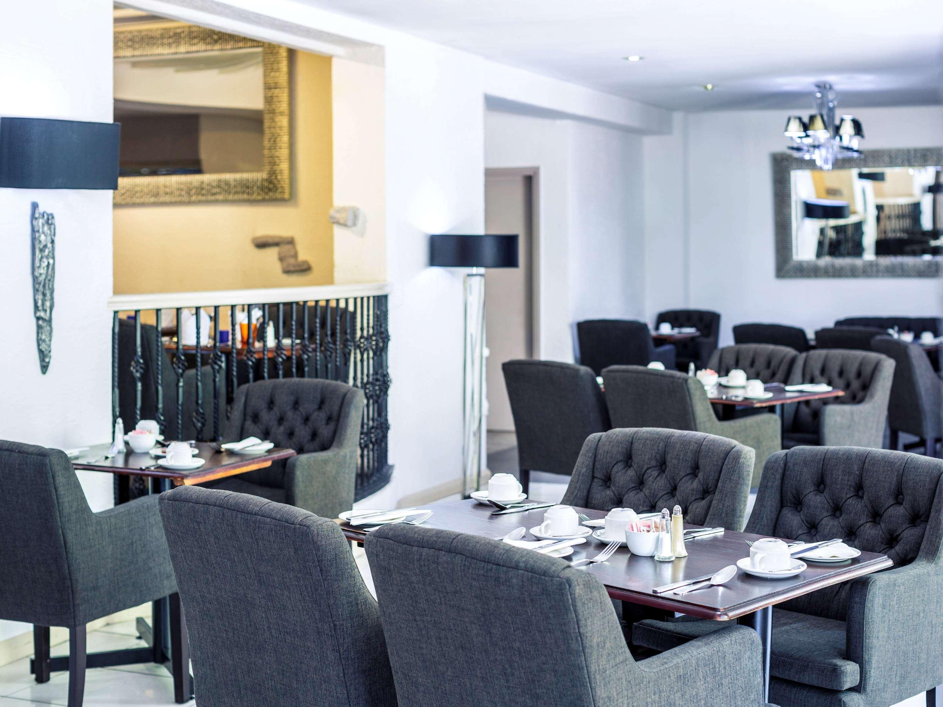Barons Court Hotel Уолсолл Экстерьер фото